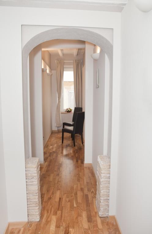 Spanish Steps House Vittoria โรม ห้อง รูปภาพ